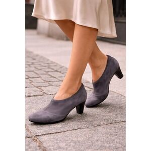 ECCO Grey Suede Shooties 39 Danish Design Block Heel Ankle Boot Pumps